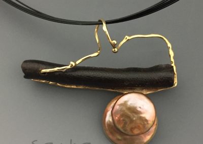 Freshwater Coin Pearl and Black Coral Pin/Pendant